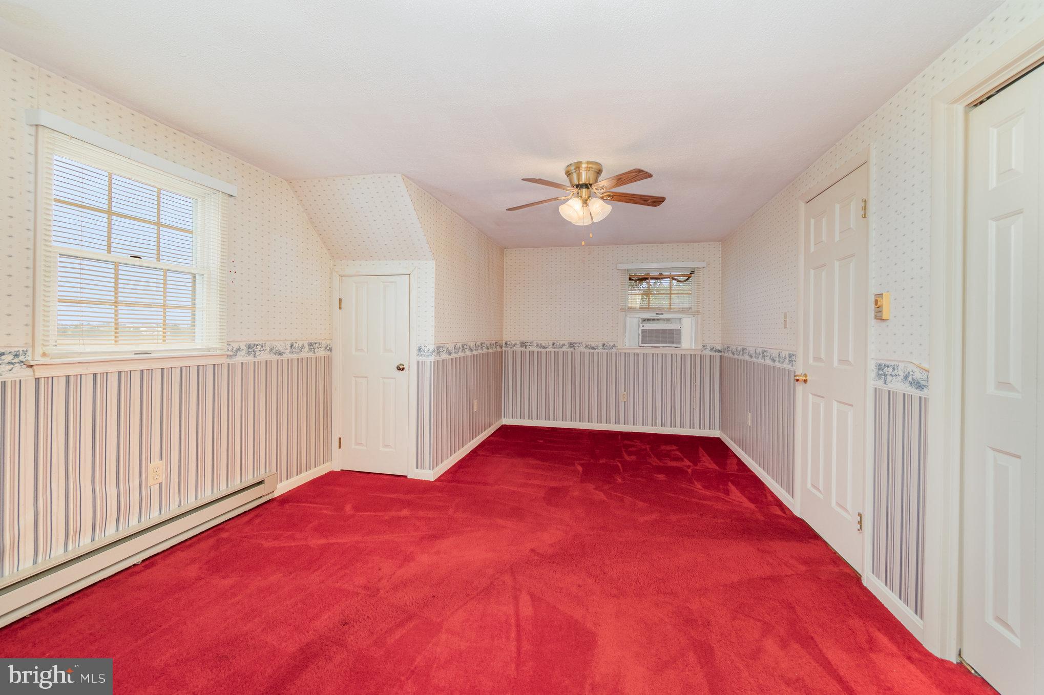 1215 SHETLAND CIRCLE