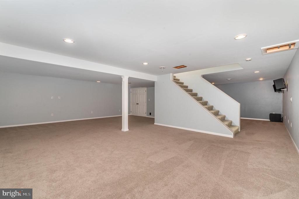 25 OLDE FORGE DRIVE