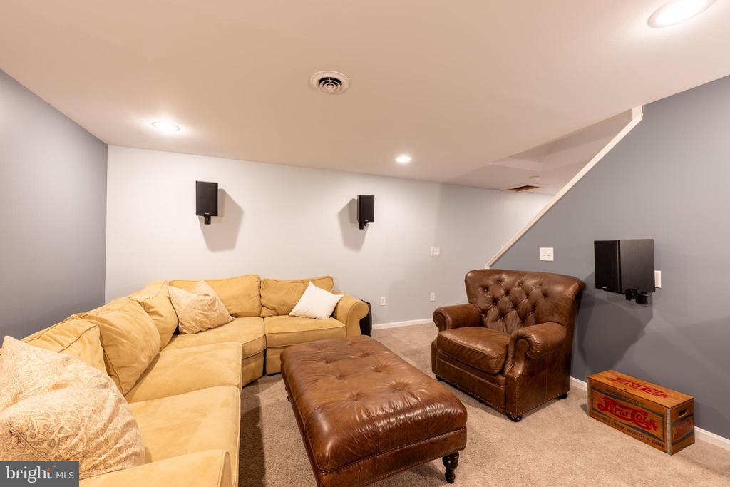 25 OLDE FORGE DRIVE