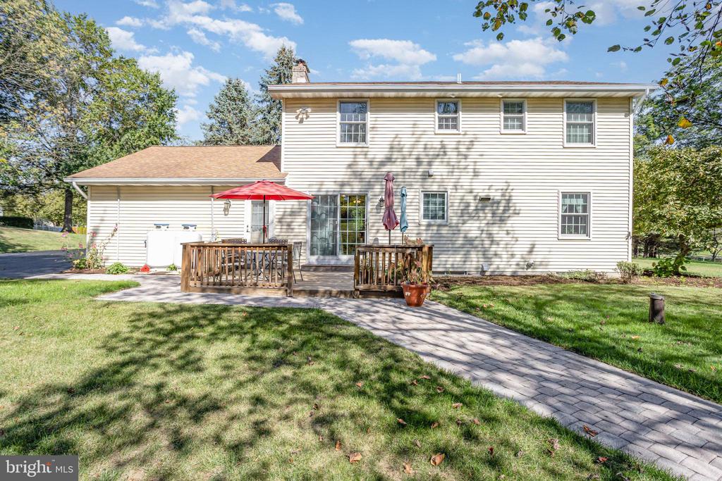 812 SCHWANGER ROAD