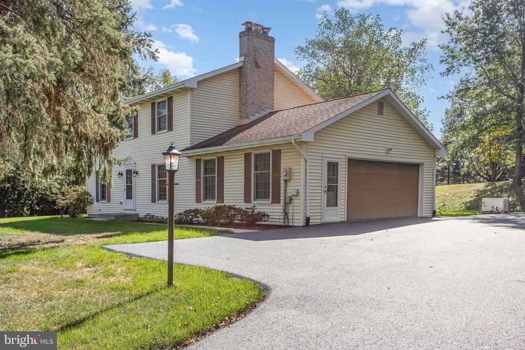 812 SCHWANGER ROAD