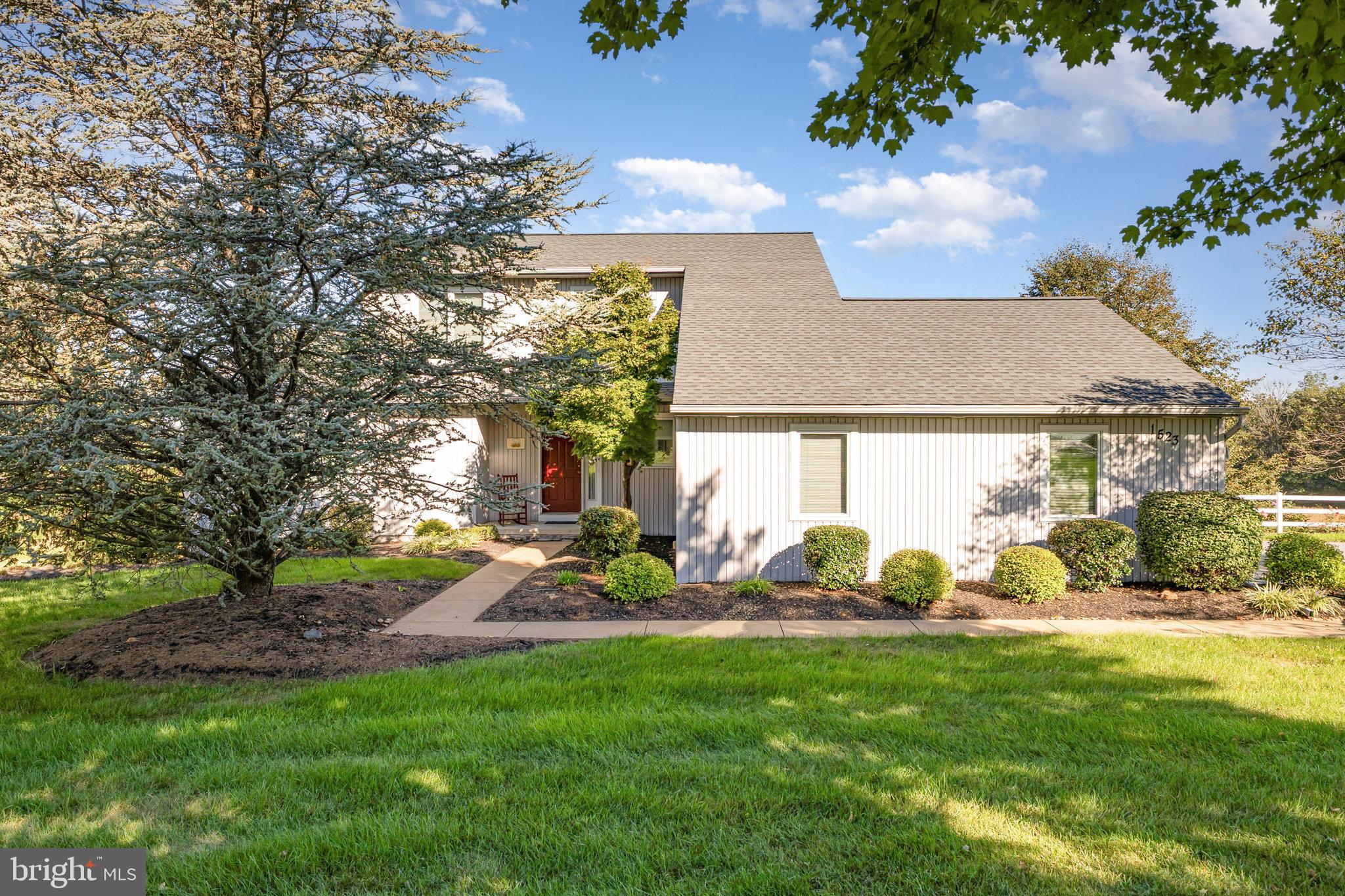1523 RIDGE ROAD