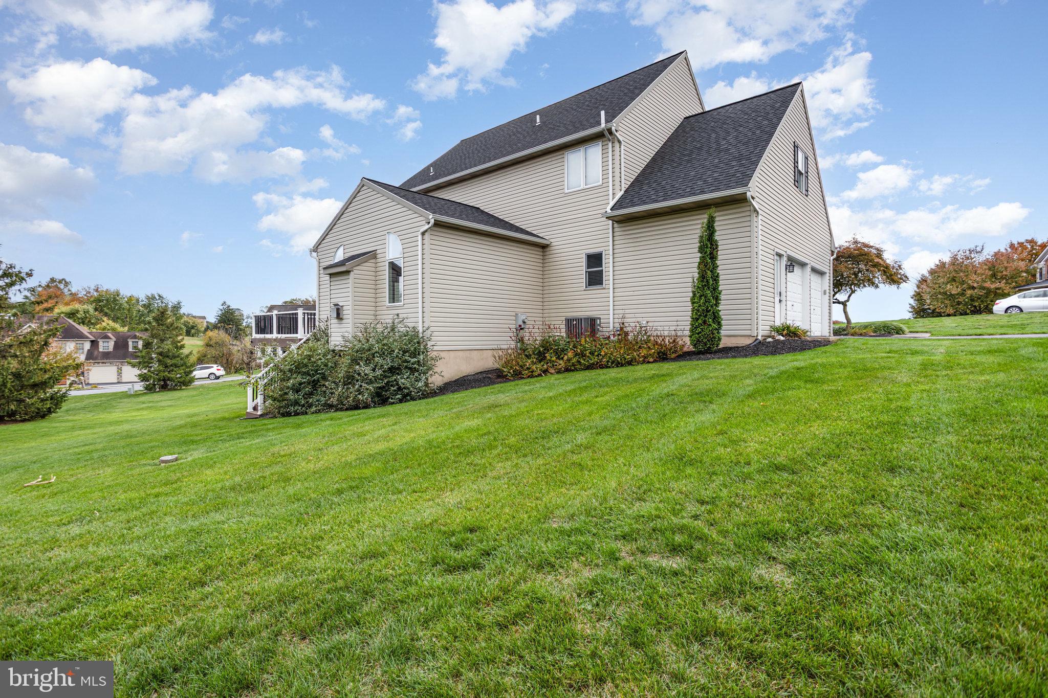 19 BRIAR ROSE TRAIL