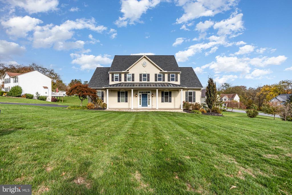 19 BRIAR ROSE TRAIL