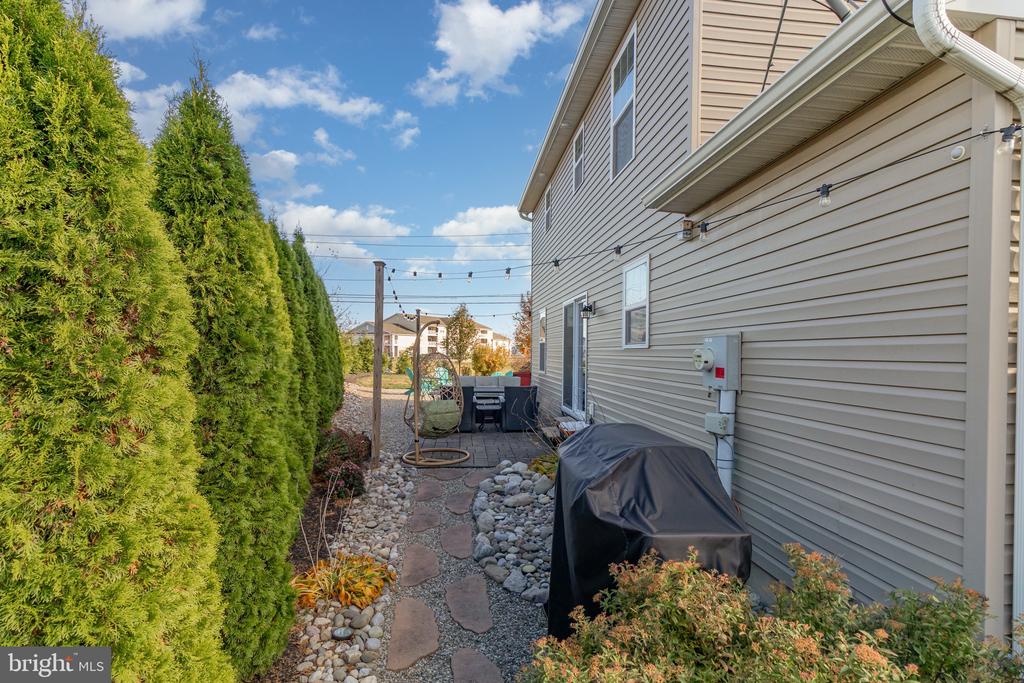 1799 CAMPUS ROAD