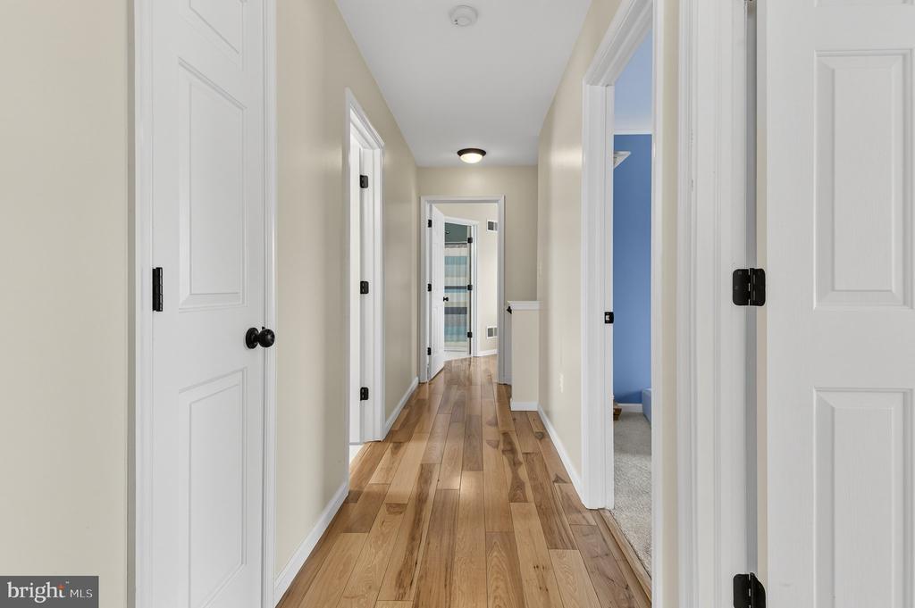35 SARAH LANE