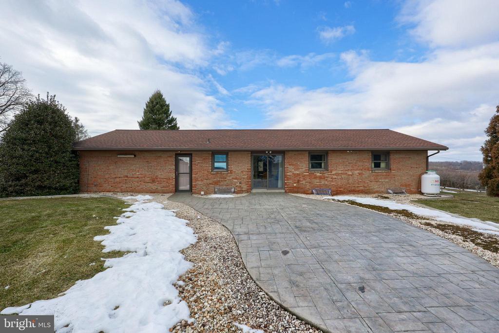 1235 LEBANON ROAD