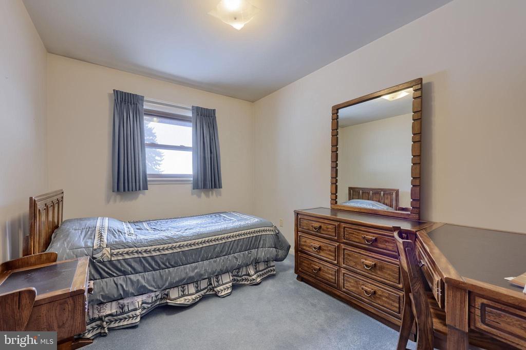 1235 LEBANON ROAD