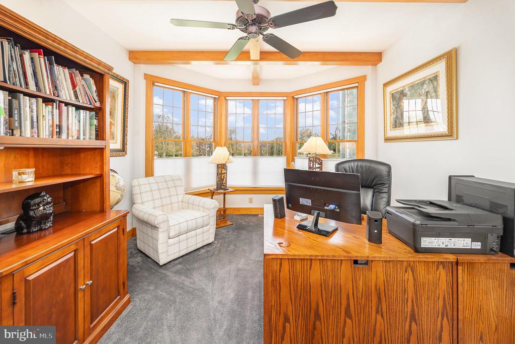 115 MONUMENT DRIVE