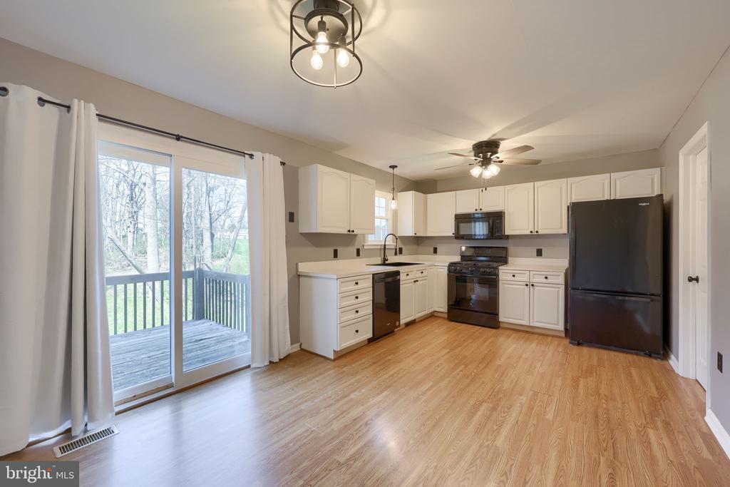 604 ROCKWOOD DRIVE