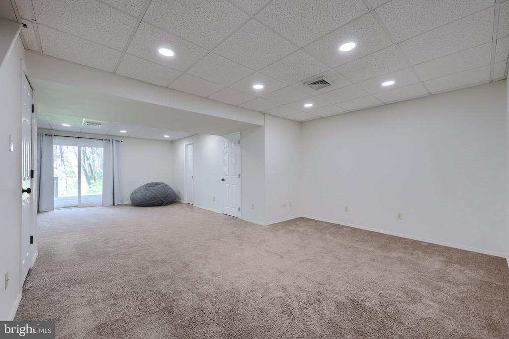 604 ROCKWOOD DRIVE