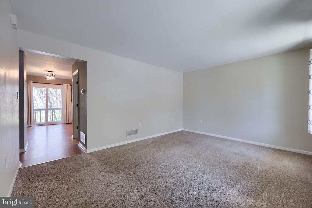 604 ROCKWOOD DRIVE