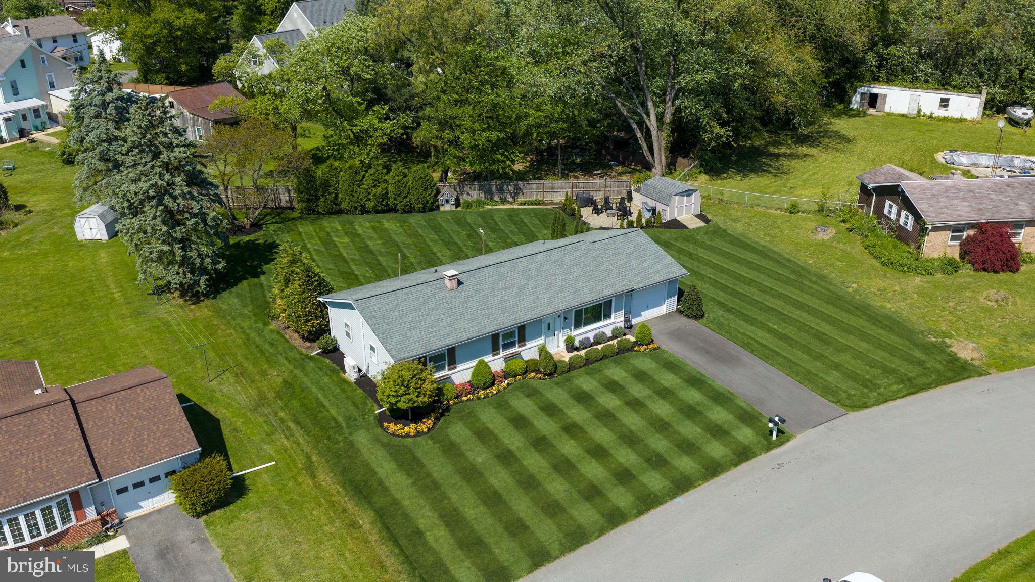 48 VISTA DRIVE