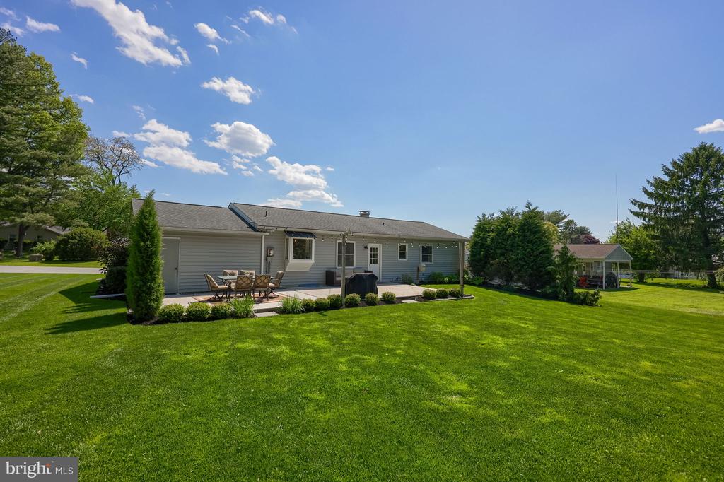 48 VISTA DRIVE