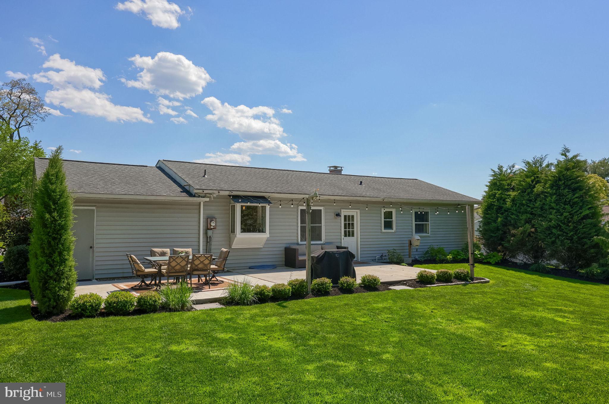 48 VISTA DRIVE