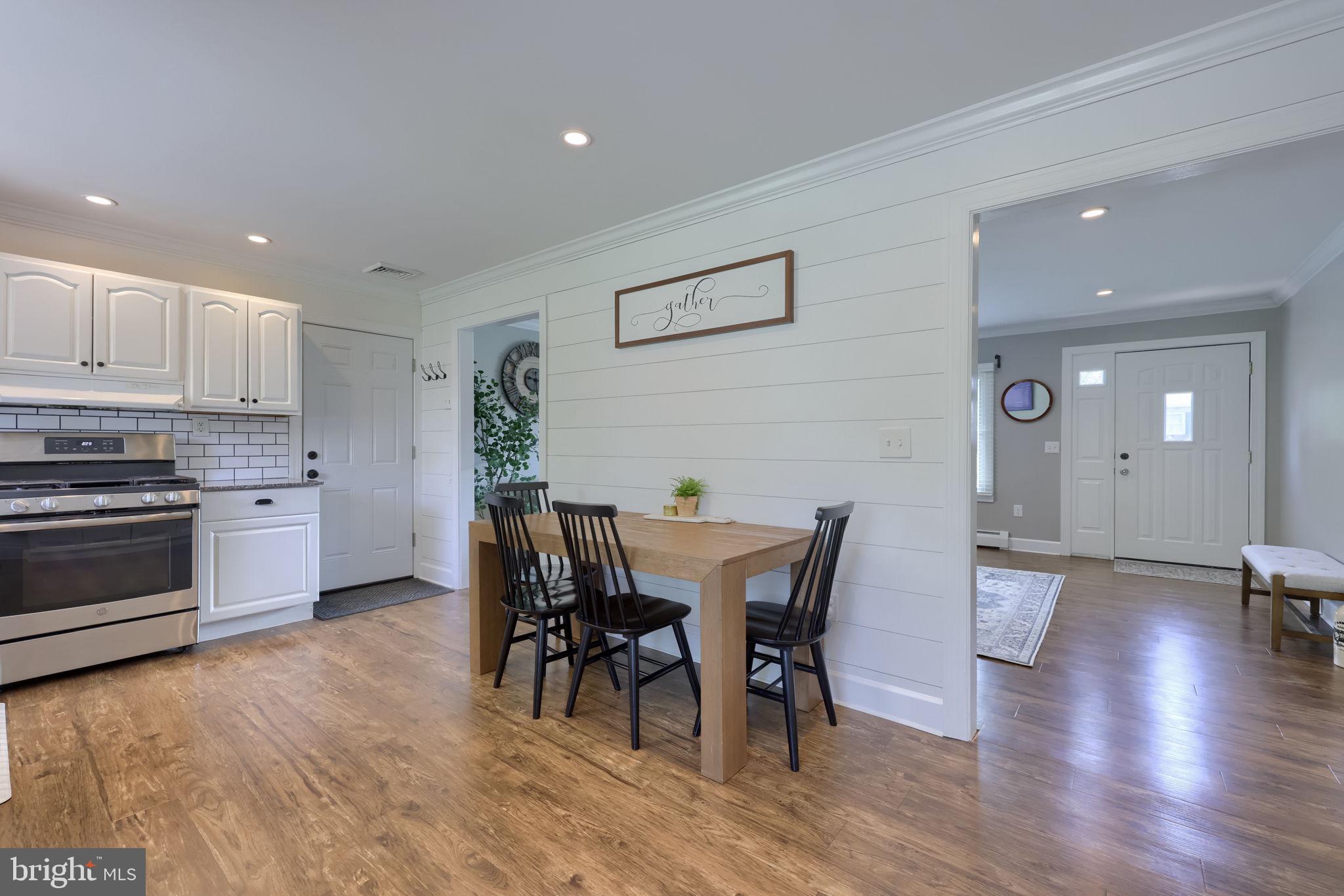 48 VISTA DRIVE