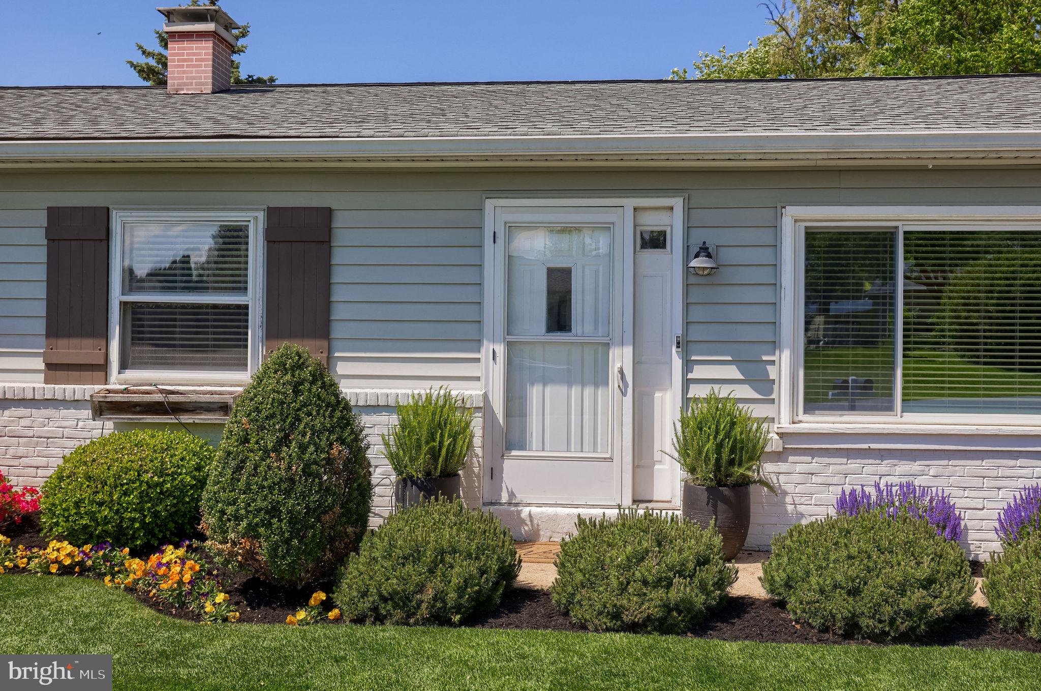 48 VISTA DRIVE