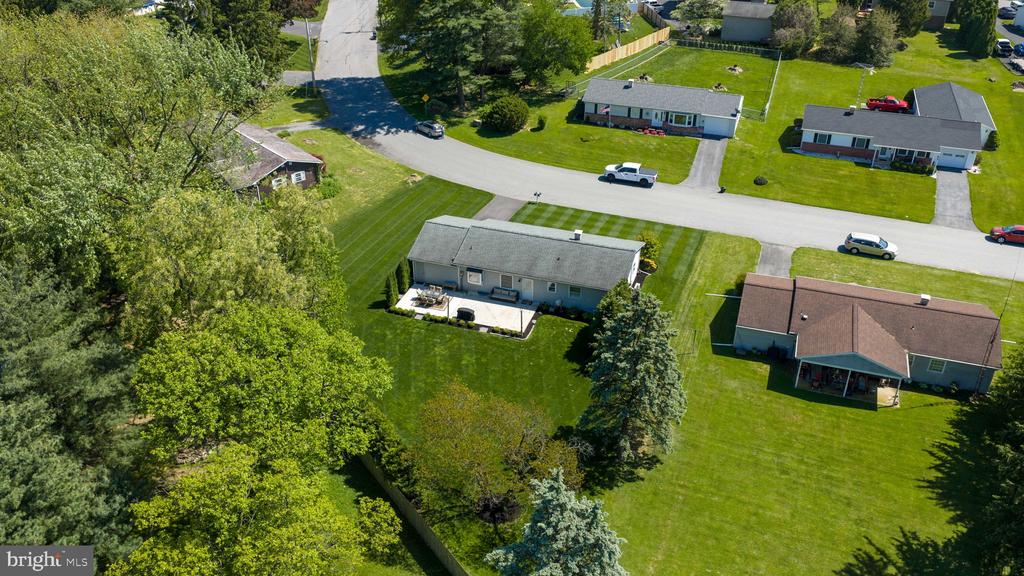 48 VISTA DRIVE