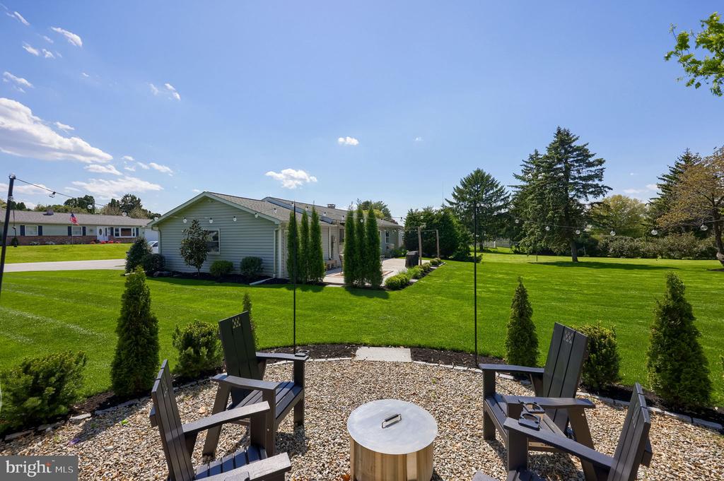 48 VISTA DRIVE