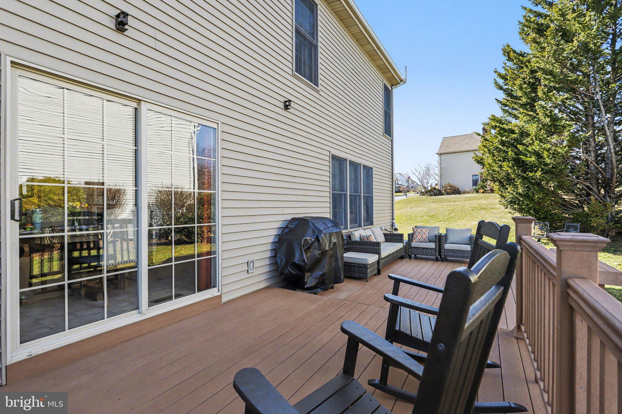 815 BUCKINGHAM BOULEVARD