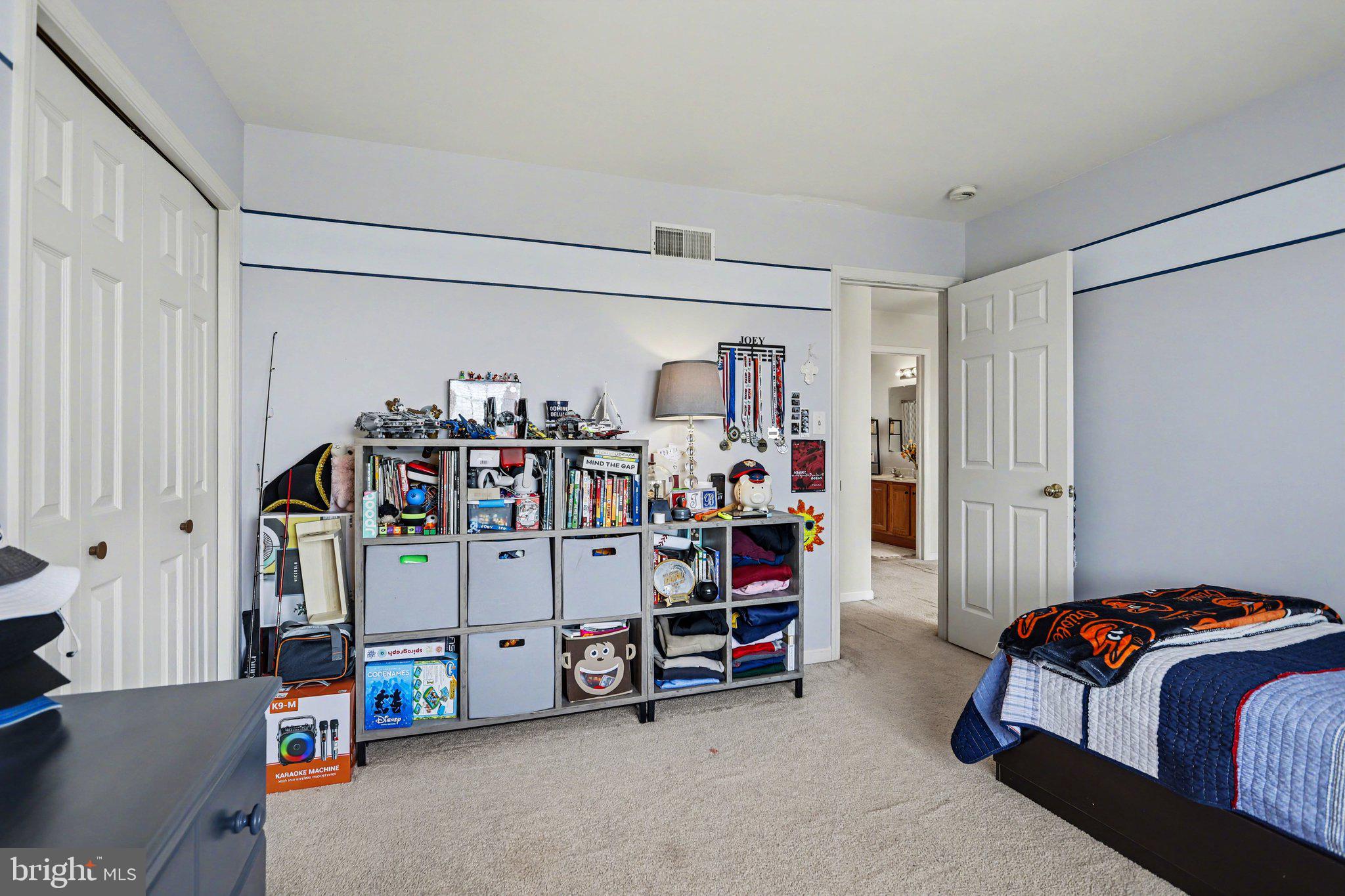 815 BUCKINGHAM BOULEVARD