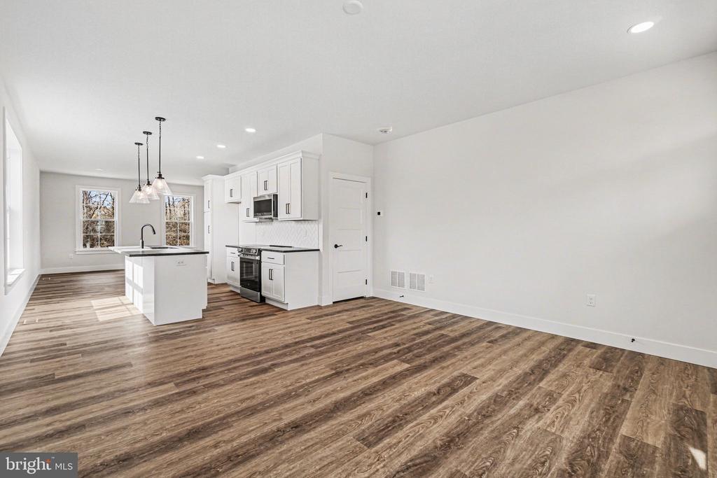 103 BROOKFIELD DRIVE