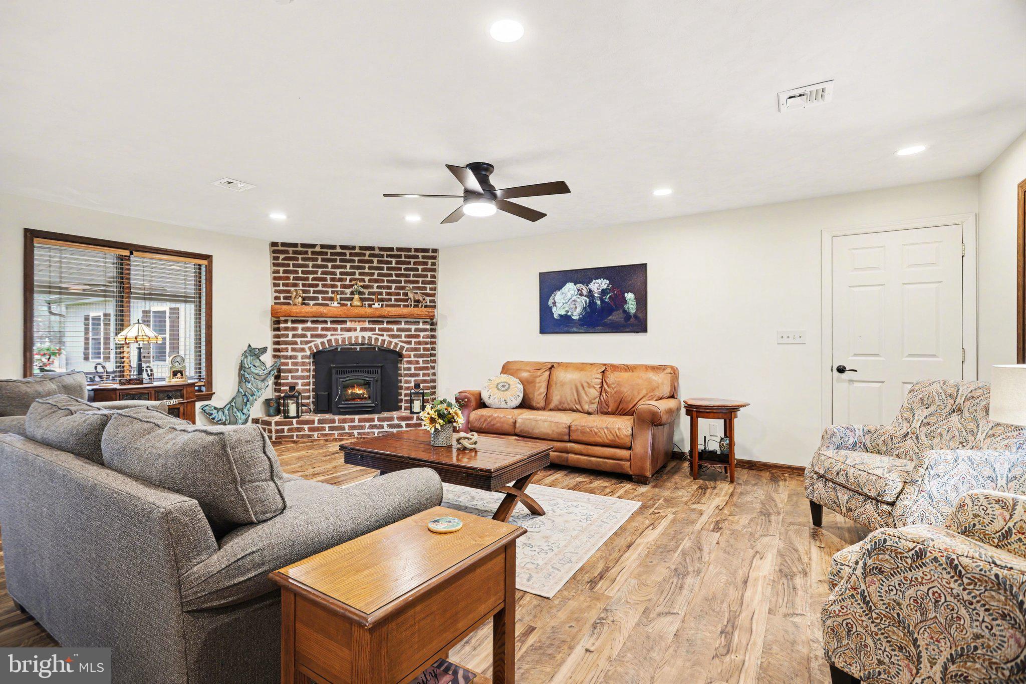1346 BAIR ROAD