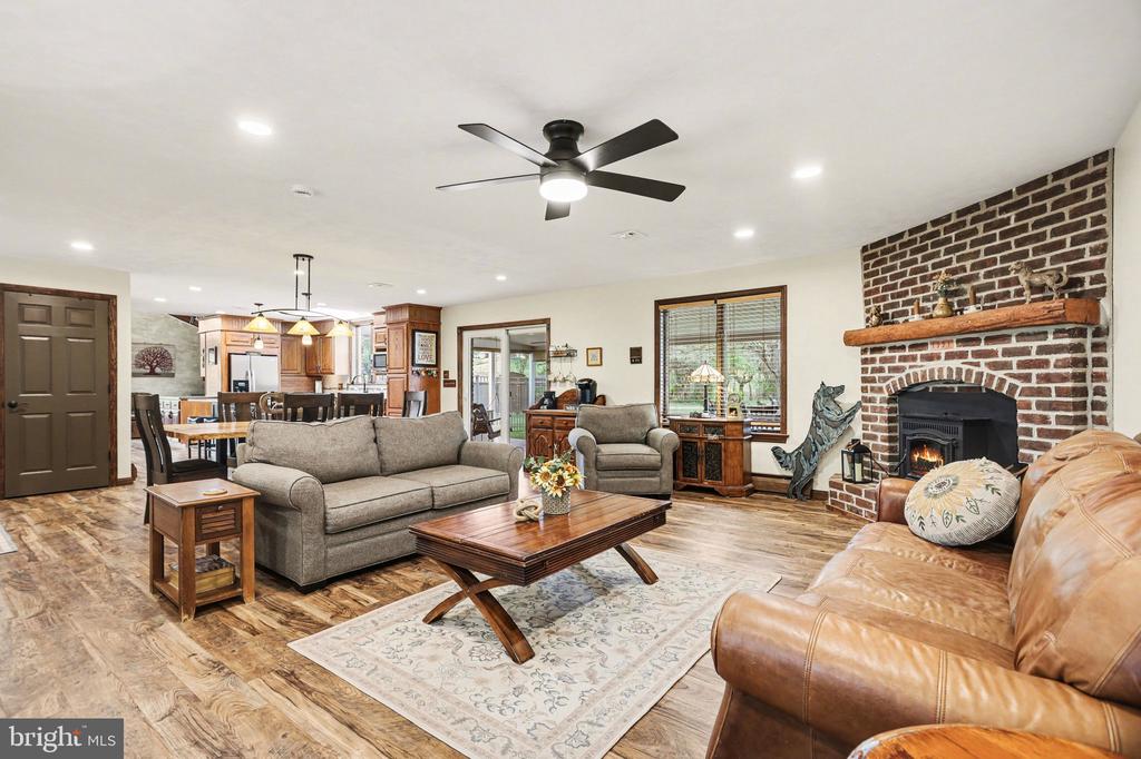 1346 BAIR ROAD