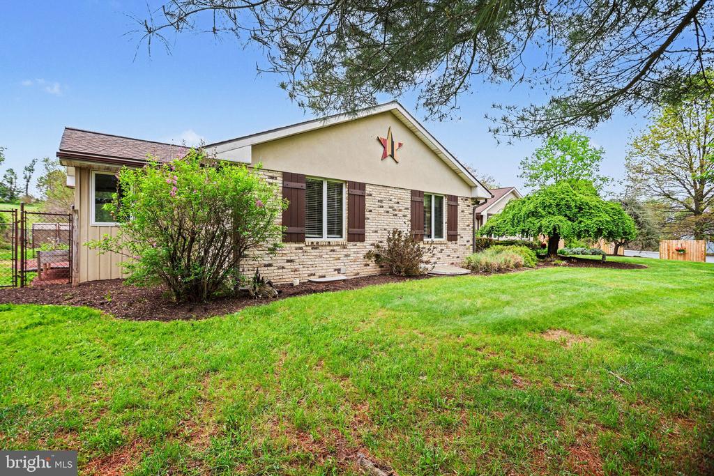 1346 BAIR ROAD