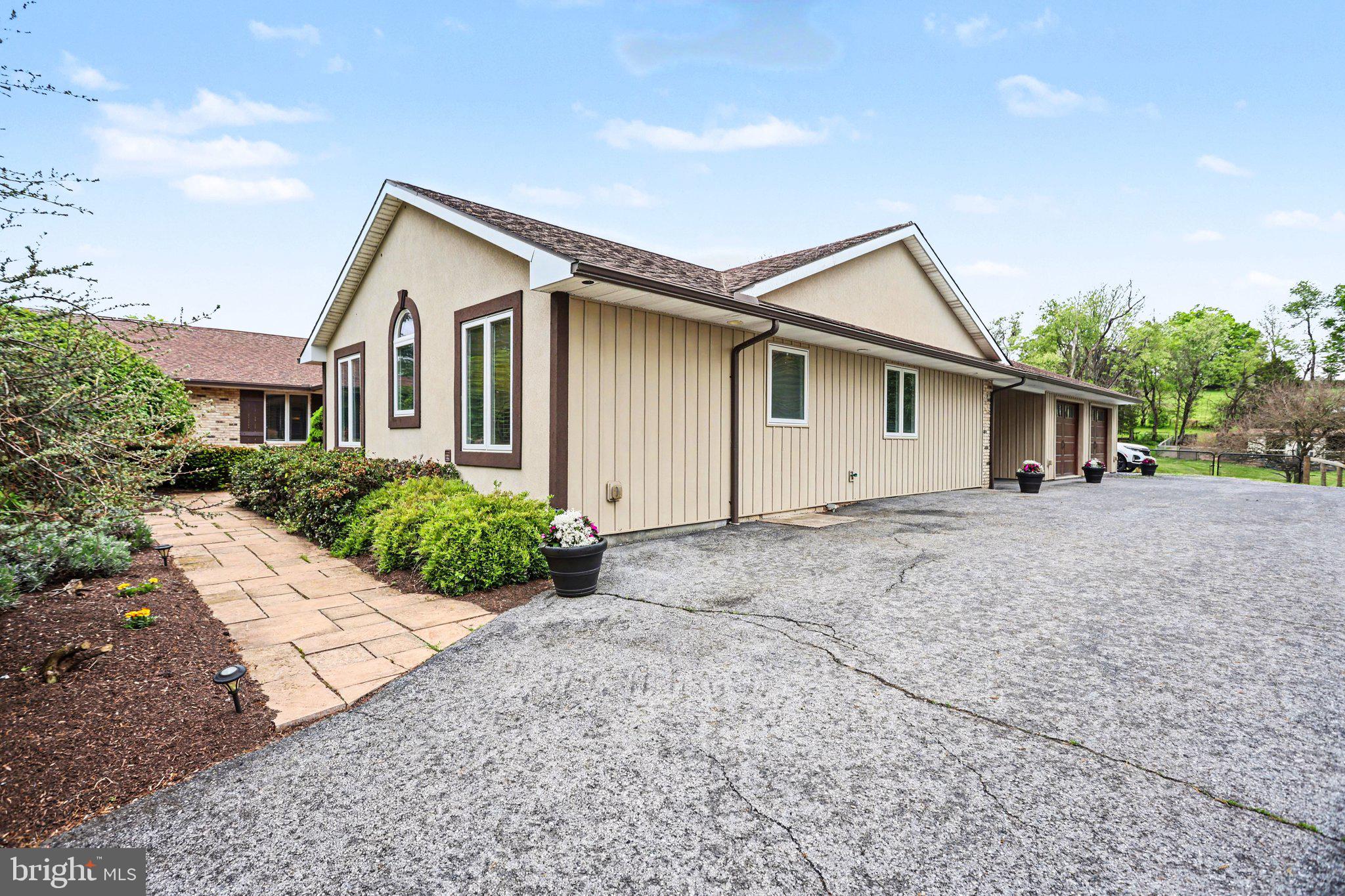 1346 BAIR ROAD
