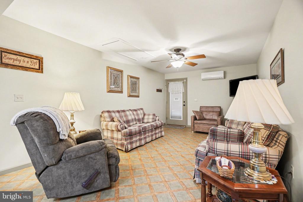 1346 BAIR ROAD