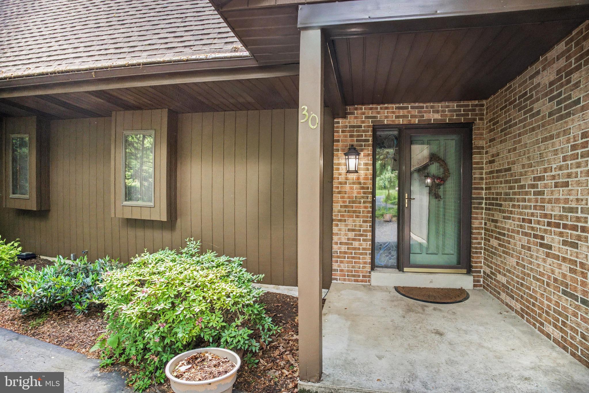 30 POPLAR LANE