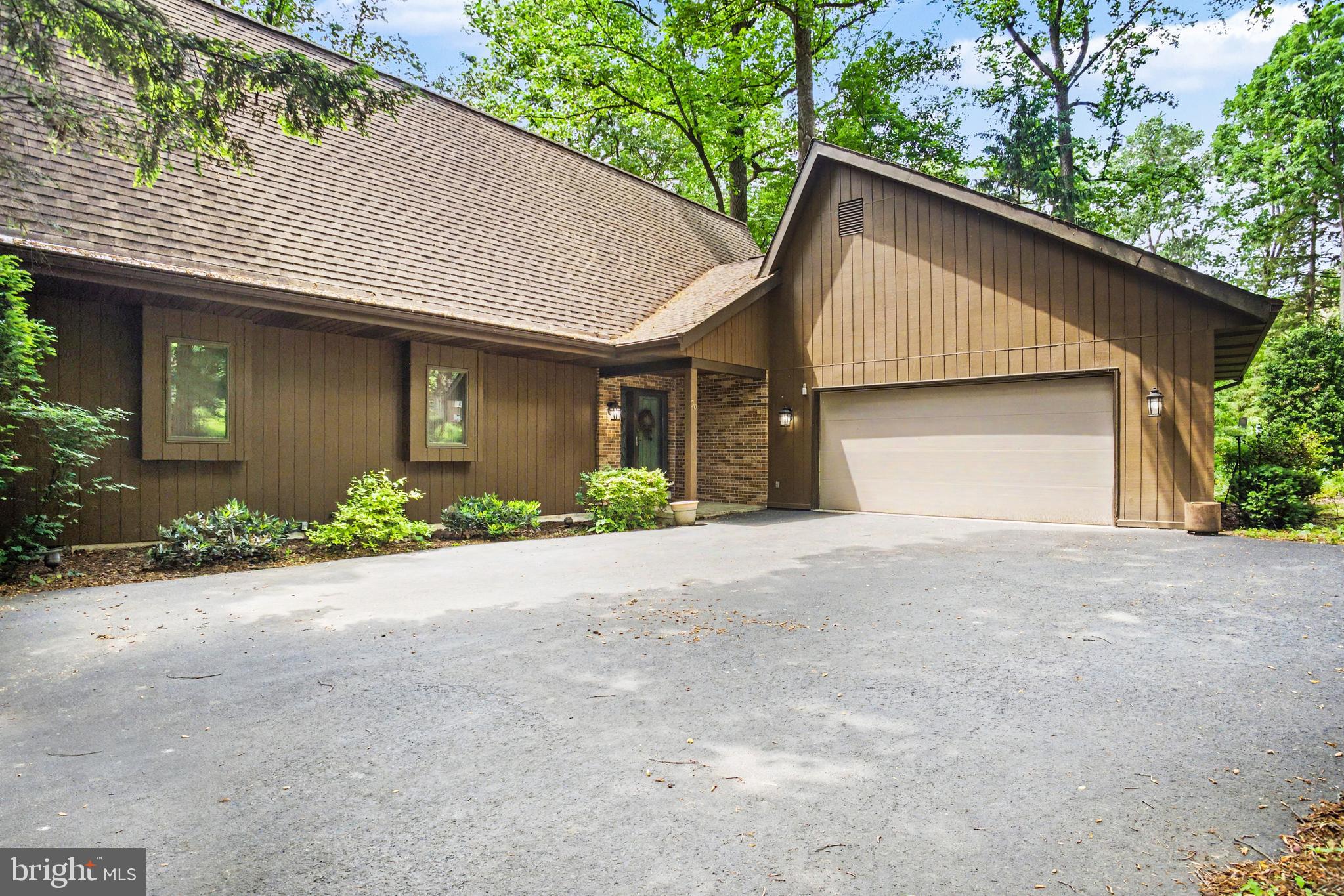 30 POPLAR LANE