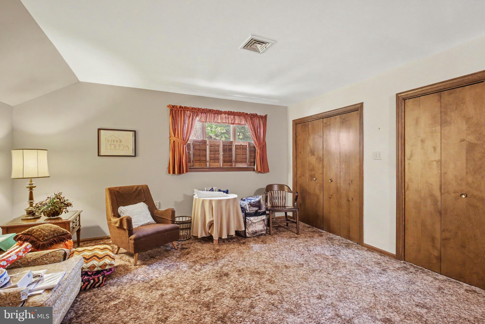 30 POPLAR LANE