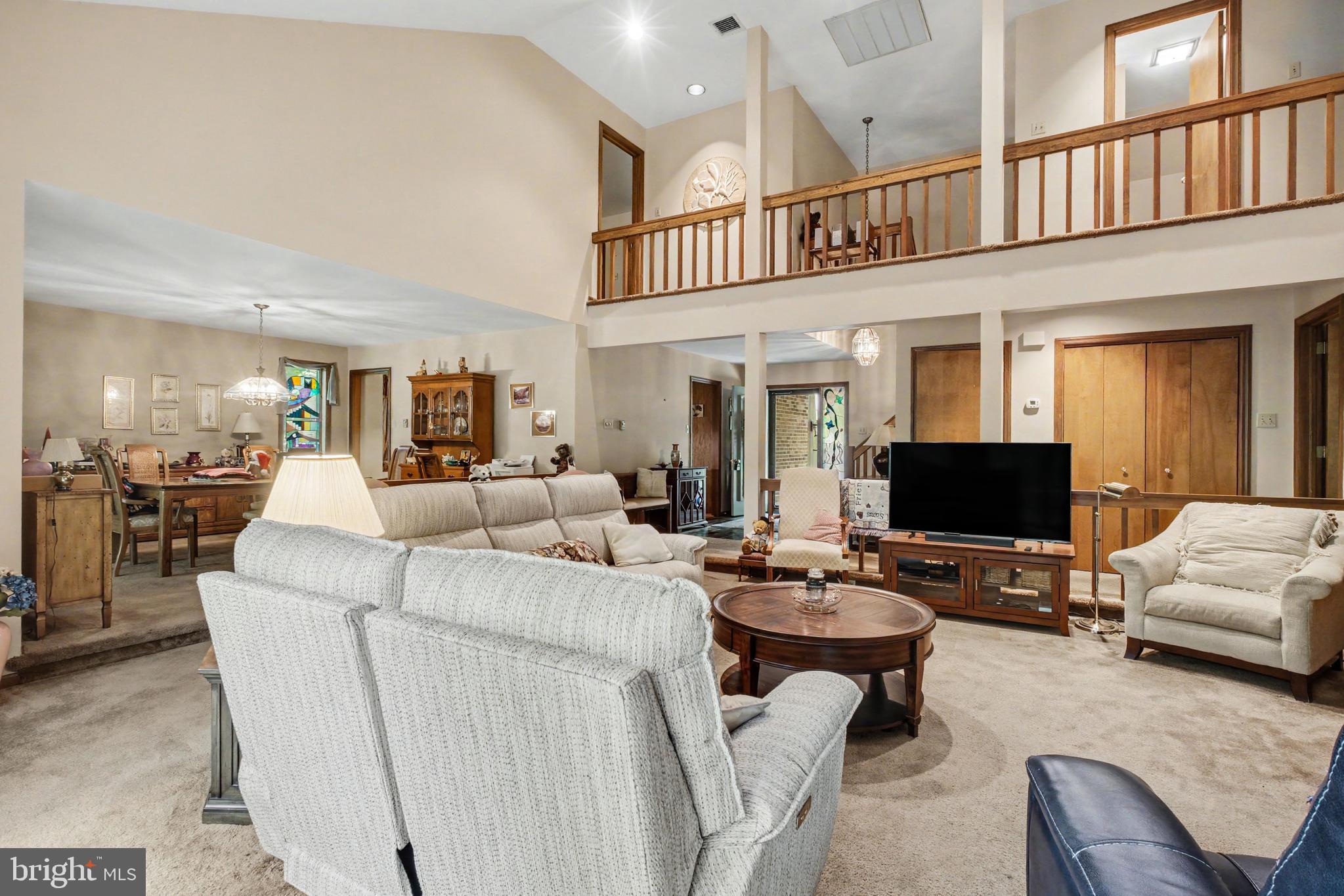30 POPLAR LANE