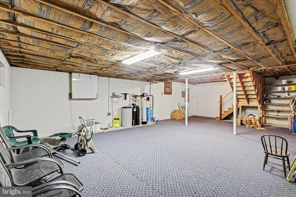 30 POPLAR LANE