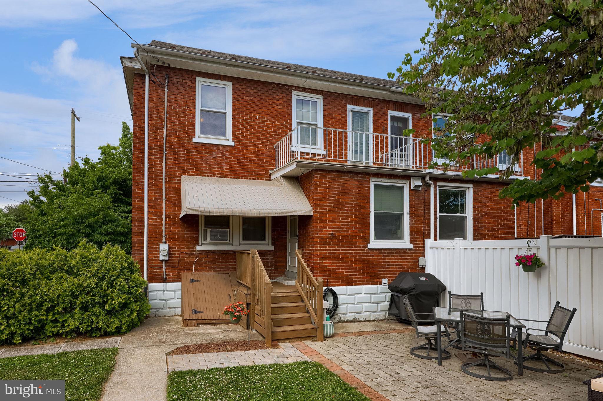 937 FOUNTAIN AVENUE