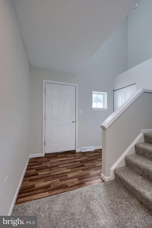 212 EAGLE DRIVE