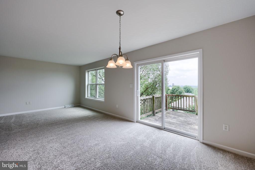 212 EAGLE DRIVE