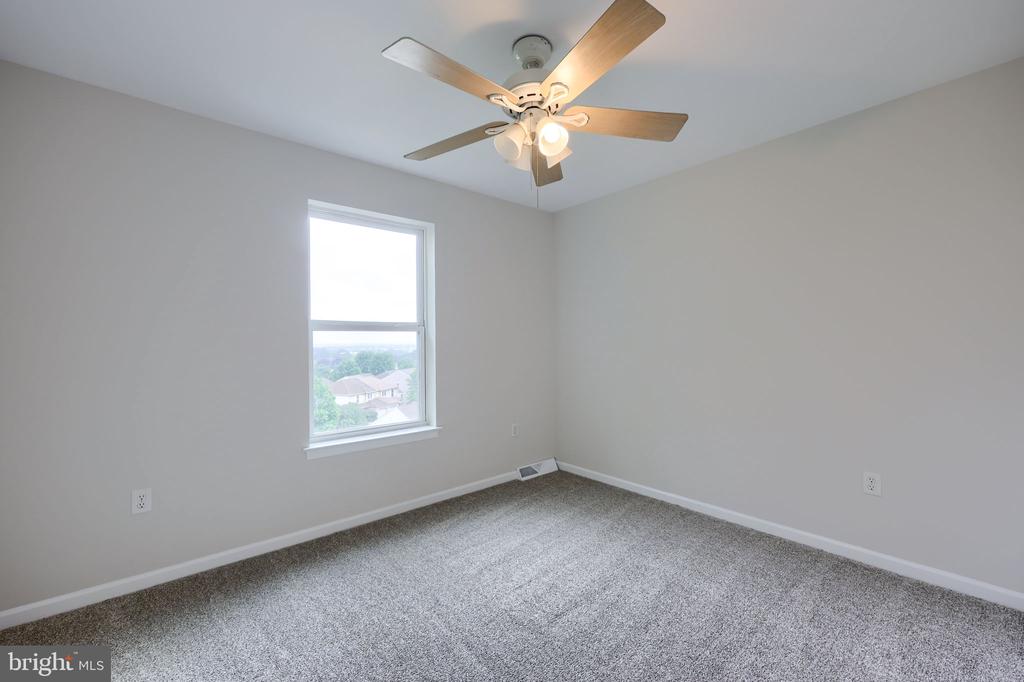 212 EAGLE DRIVE