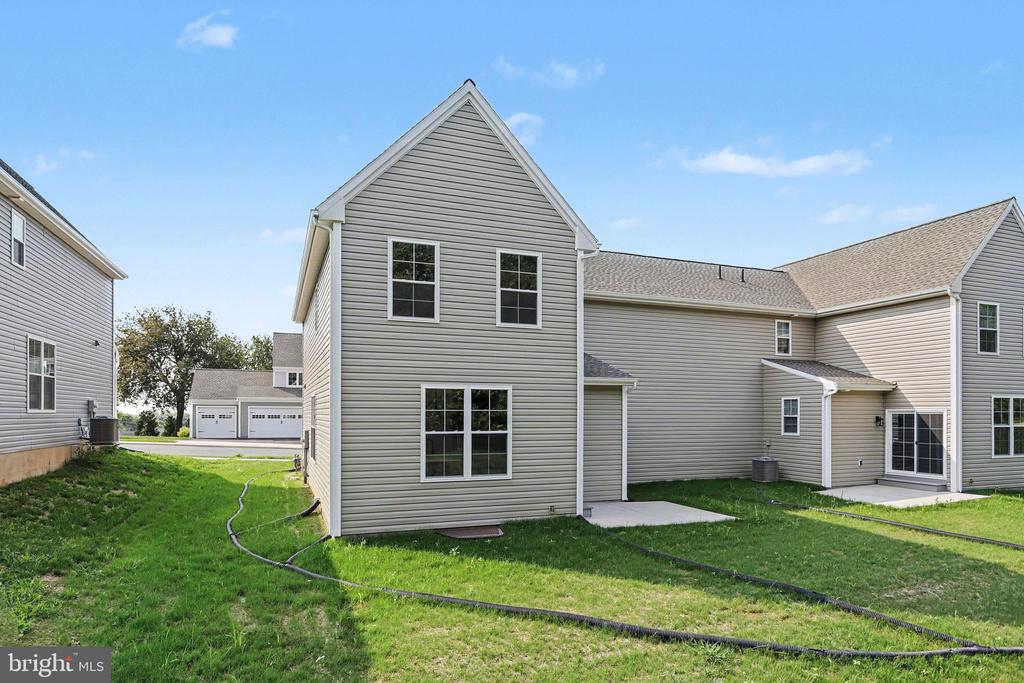 107 BROOKFIELD DRIVE Unit: LOT 18