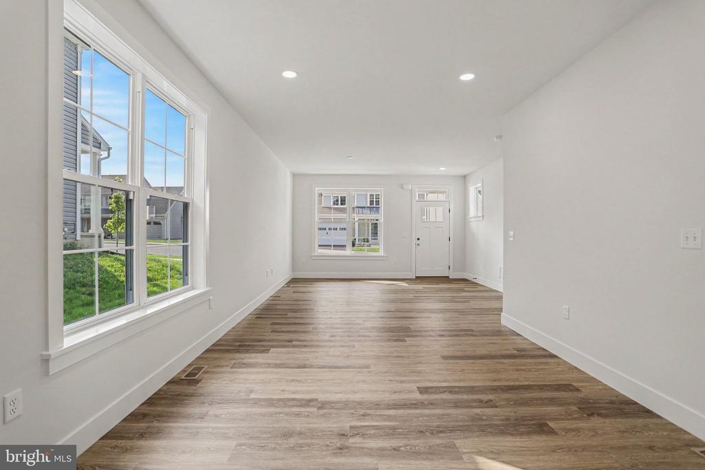 107 BROOKFIELD DRIVE Unit: LOT 18