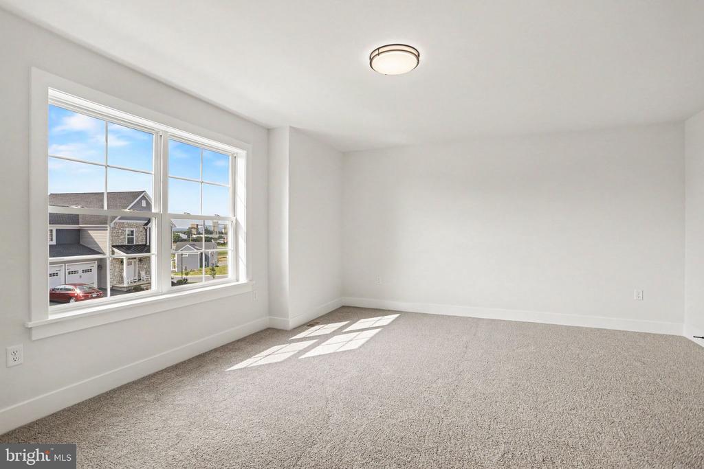 107 BROOKFIELD DRIVE Unit: LOT 18