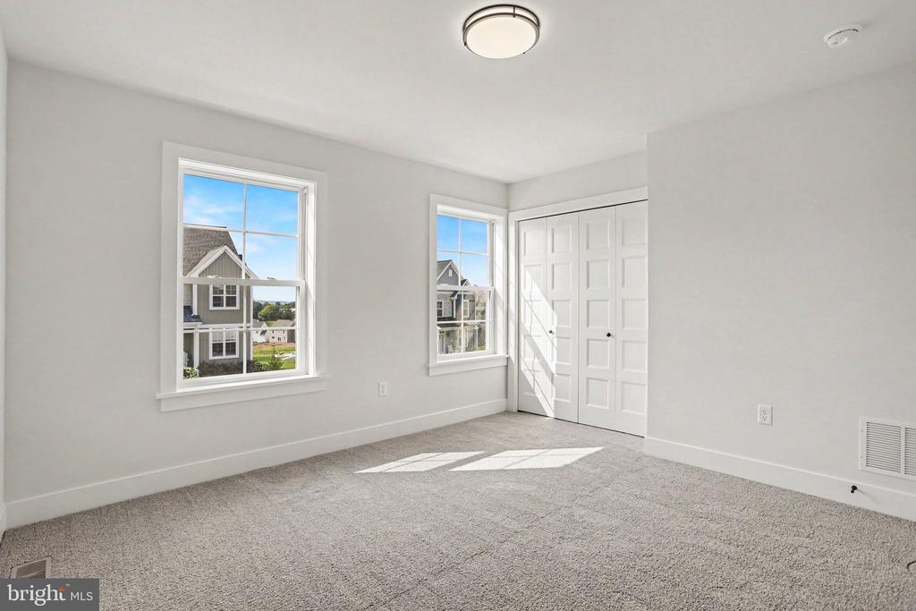 107 BROOKFIELD DRIVE Unit: LOT 18