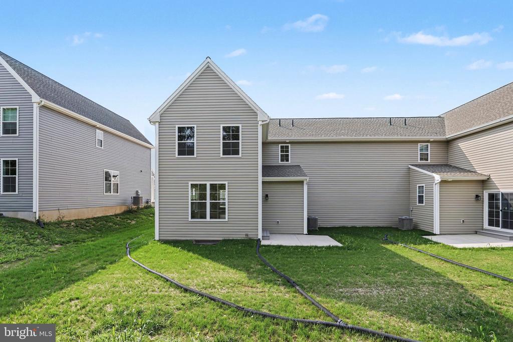107 BROOKFIELD DRIVE Unit: LOT 18