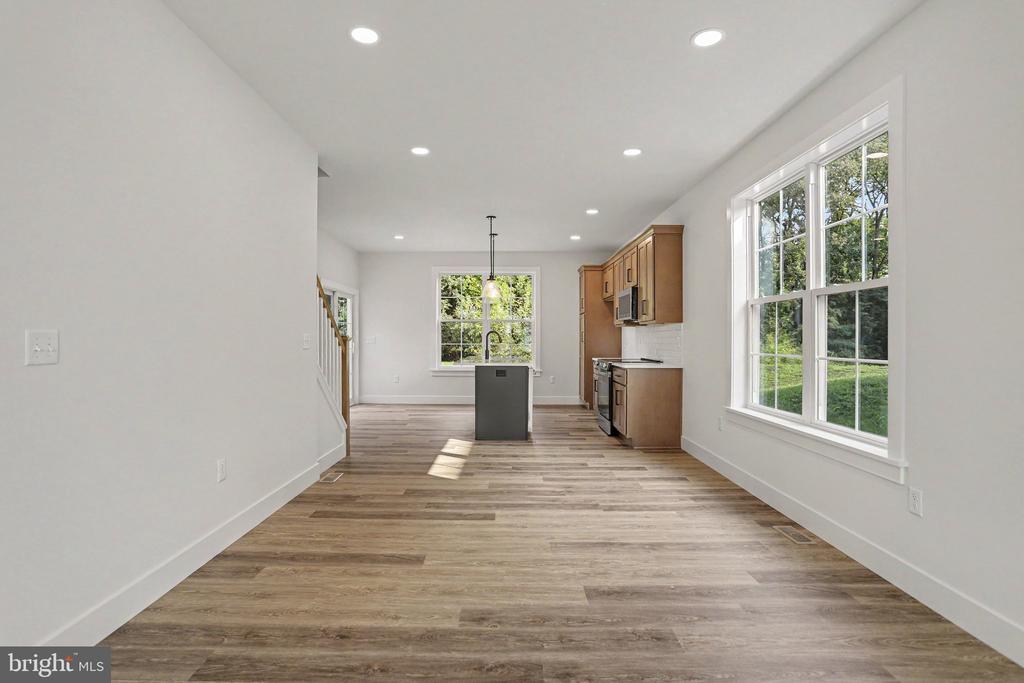 107 BROOKFIELD DRIVE Unit: LOT 18