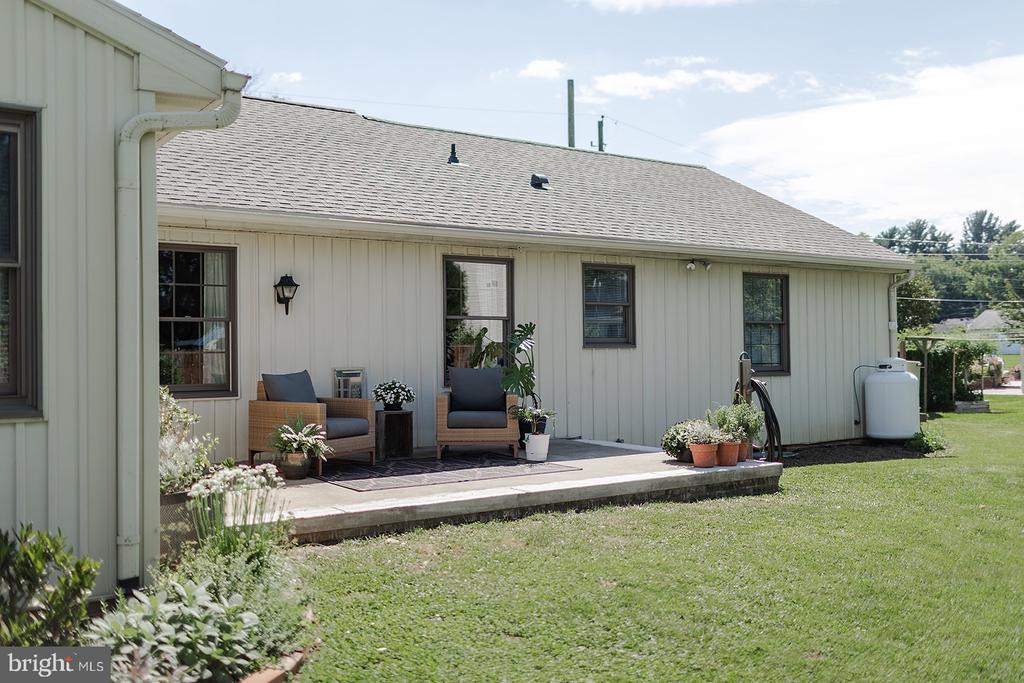 6350 HOLLOW DRIVE