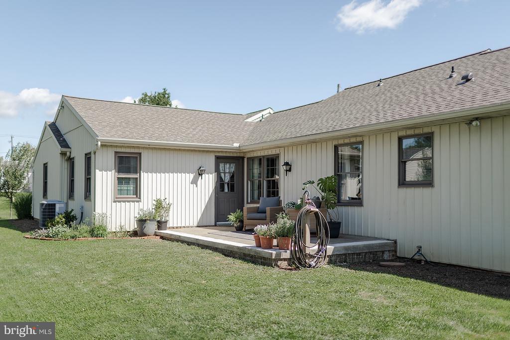 6350 HOLLOW DRIVE