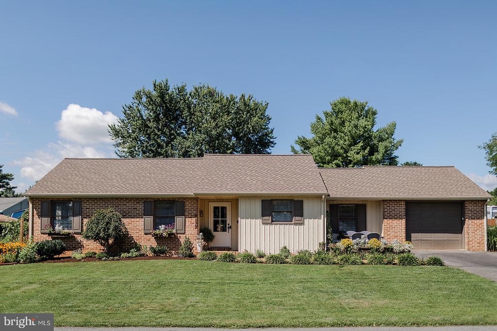 6350 HOLLOW DRIVE