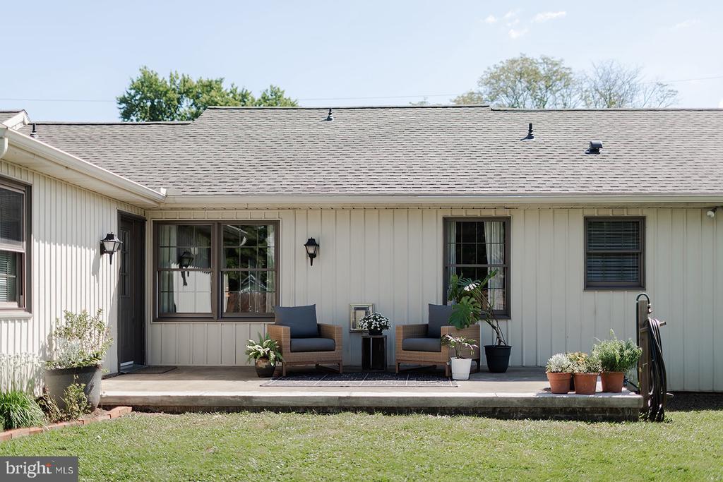 6350 HOLLOW DRIVE